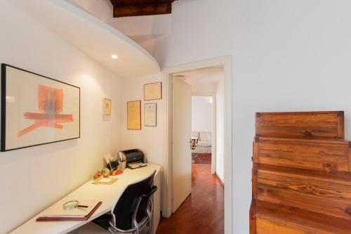 Anfiteatro Apartment in Brera 3