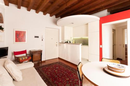 Brera Anfiteatro Apartment - image 11