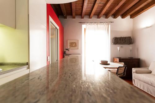 Anfiteatro Apartment in Brera, Milán (fotografie 9)