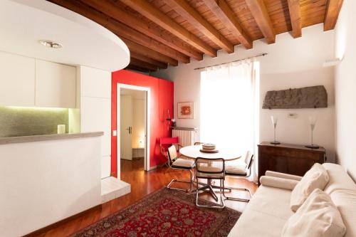 Apartment in Milan 