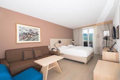 1 twin bed