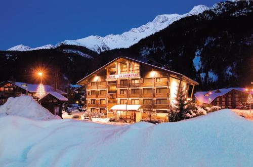 Chalet-Hôtel La Chemenaz - Hotel - Les Contamines