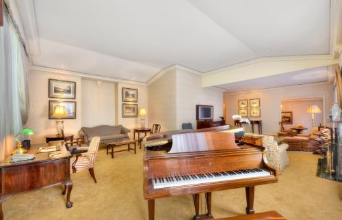 Sir Stamford Circular Quay - image 6