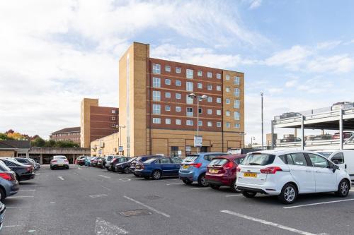 Picture of 2-bedroom apartment Mill Court, Harlow