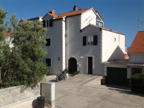  Apartments & Rooms Luna in Bol