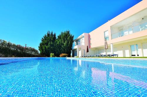 HILLTOP OASIS Lisbon Lux Oeiras - image 12