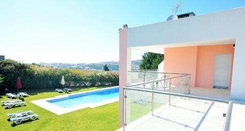 HILLTOP OASIS Lisbon Lux Oeiras - main image