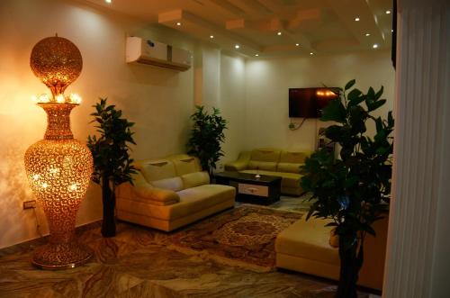 ROYAL SUITE HOTEL APARTMENT in Saham