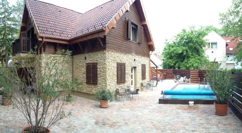 Entree, Smeraldo Villa in Siófok