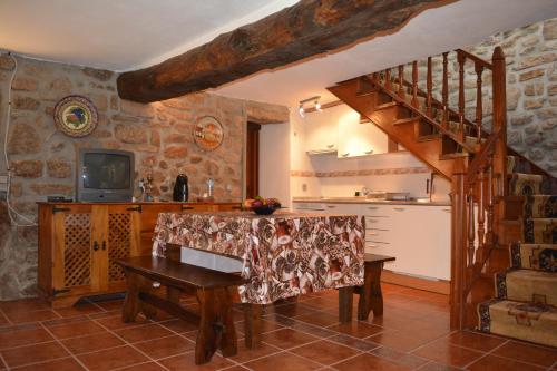  Casa da Praça - Aldeia da Ponte in Aldeia da Ponte