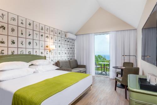 2 twin beds