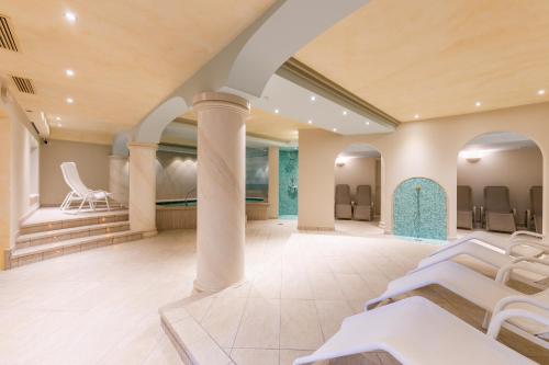 Hotel La Gardenia & Villa Oleandra - image 11