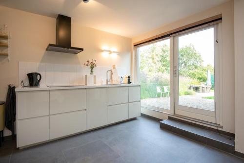 廚房, De Gouden Forel in 尤維倫/佩薩肯/比林圭鎮茵華特