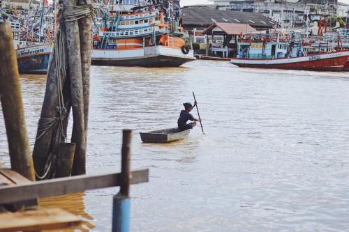 Rub Lom Chom Klong Homestay