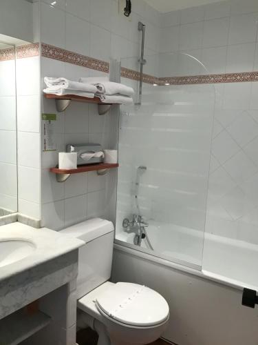 Hotel Colbert - image 9