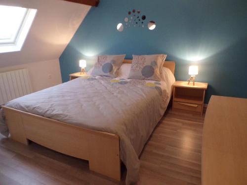 L' éscale de la Besbre (L' escale de la Besbre) in มัคนีย์ คัวร์