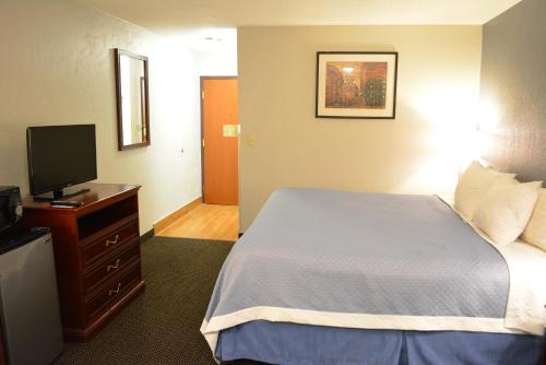 Days Inn by Wyndham West Des Moines