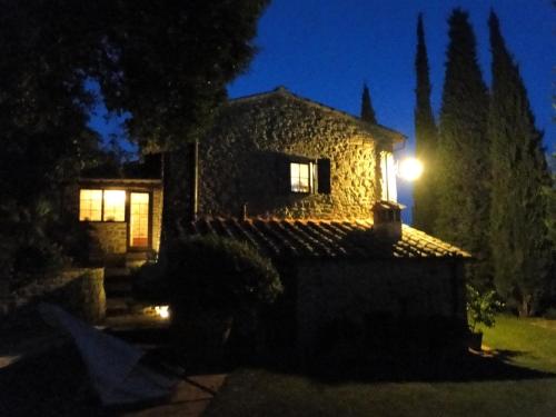 Exclusive Tuscany Villa - image 11