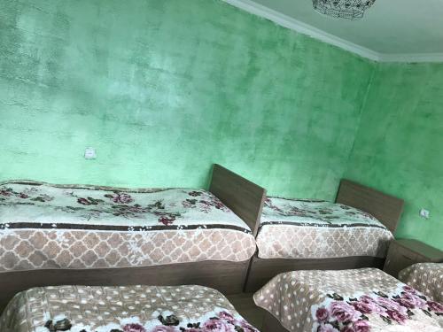 1 twin bed