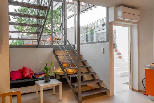 Peach Hostel & Suites 4