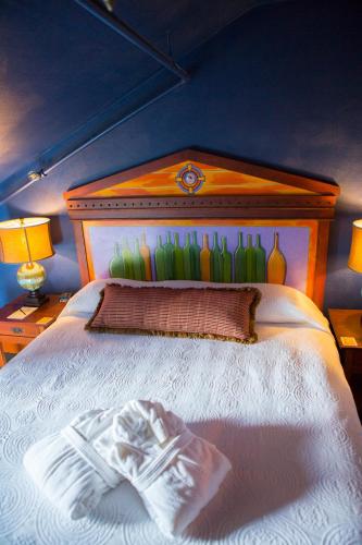 1 queen bed