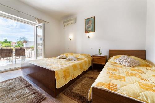 Apartment Goge - modern - main image