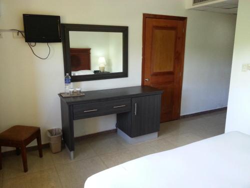 Sunsol Ecoland Sunsol Ecoland is perfectly located for both business and leisure guests in Margarita Island. The property offers a high standard of service and amenities to suit the individual needs of all travelers