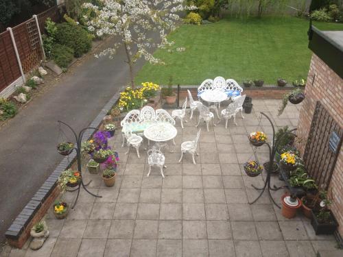 Elmdon Lodge, Birmingham (photo 3)