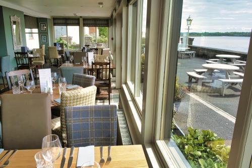Étterem, Shard Riverside in Hambleton (Lancashire)