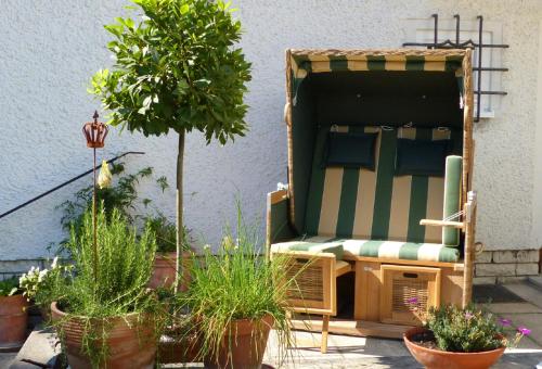 حديقة, Bed and Breakfast unter den Linden in Nordlingen