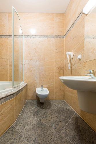 Hotel U Zlatého kohouta - image 11