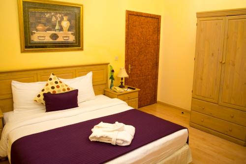 The Royal Express Sharq image 8