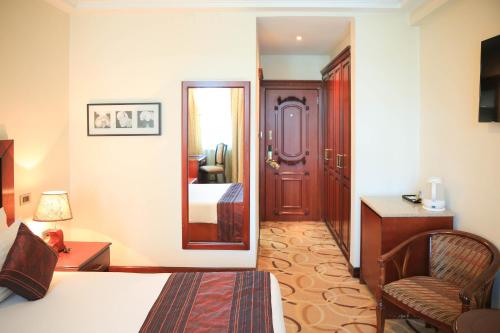 Swiss Inn Nexus Hotel image 47