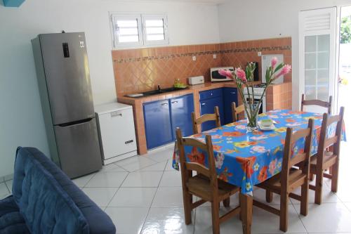 Instalaciones, Villa Hausseman in Riviere-Pilote