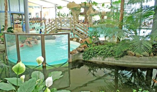 水上樂園, La clé des champs (La cle des champs) in 聖堡河畔吉倫