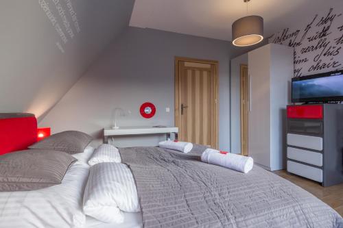 Apartment with Balcony image 10
