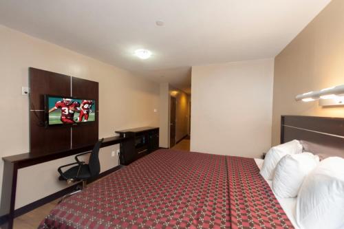 Super Lake Hotel - image 3