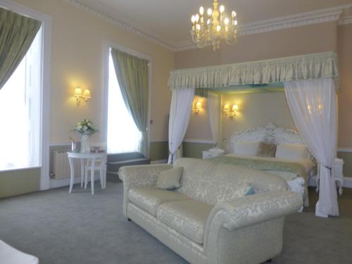 Manor Of Groves Hotel - image 11