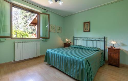 2 bedrooms, 3 beds