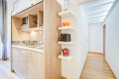 Spanish Steps Luxury Apartment, Rome (photo 6)