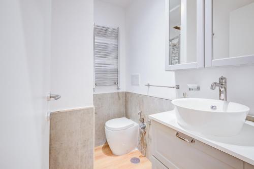 Spanish Steps Luxury Apartment