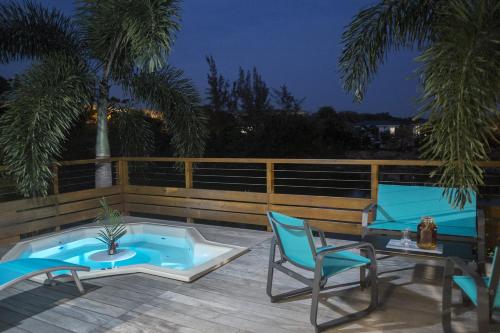 BUNGA-LODGE (bungalow 4* avec piscine privée) (BUNGA-LODGE (bungalow 4* avec piscine privee)) in Bois Jolan