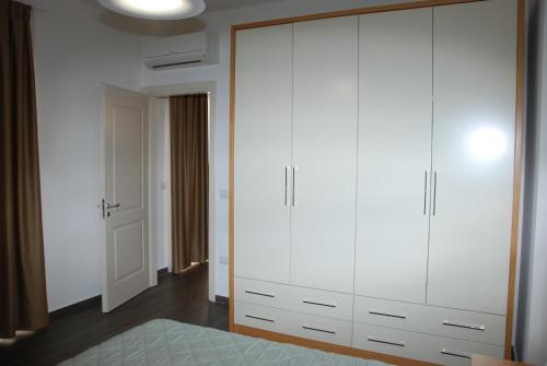 Studio Apartment image 10