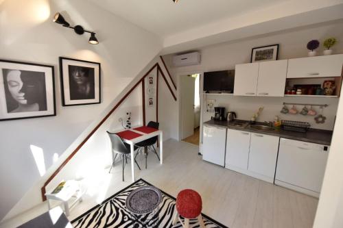 Apartments ZAGREB TALES 5