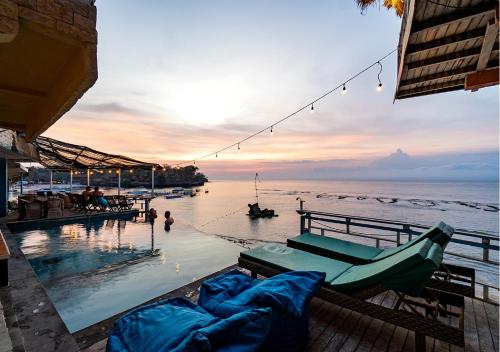 Mushroom Beach Bungalows, Bali