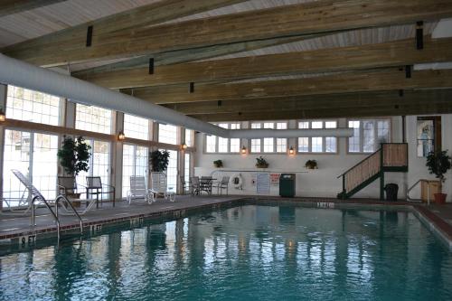 泳池, 坎克馬格斯旅舍 (Kancamagus Lodge) in 林肯市中心