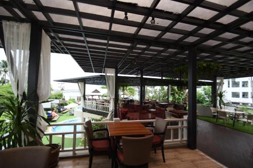 パタヤ Natural Park Resort 4つ星 ホテル 眺望