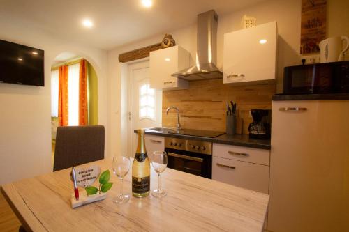 מטבח, Appartement Sonnblick Kuschelsuite in den Bergen in Sankt Nikolai