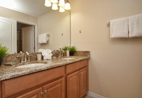 Paradise Palms- 4 Bed Townhome w/Splashpool-3202PP - image 8
