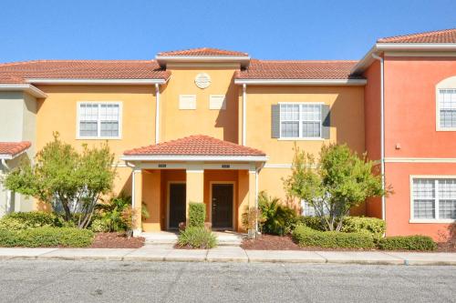 Paradise Palms- 4 Bed Townhomew/Splash Pool-3026PP in Kissimmee, USA